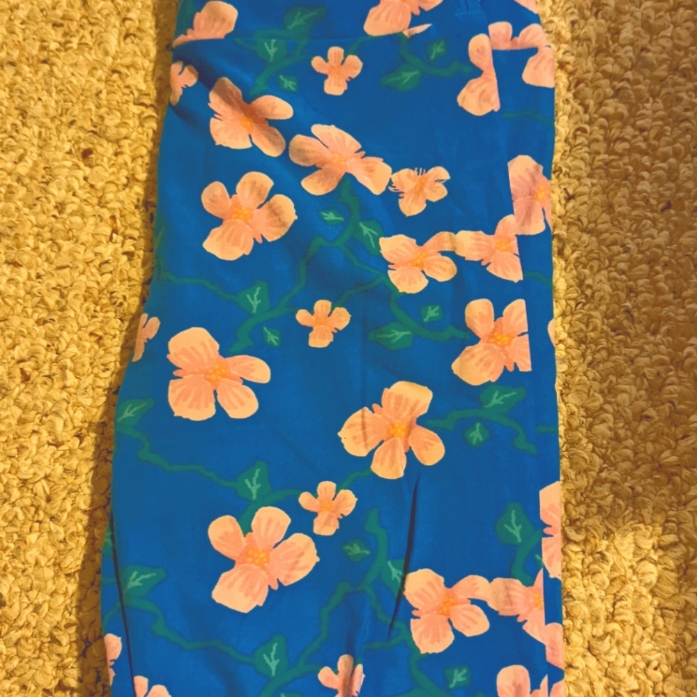LuLaRoe cherry blossoms leggings